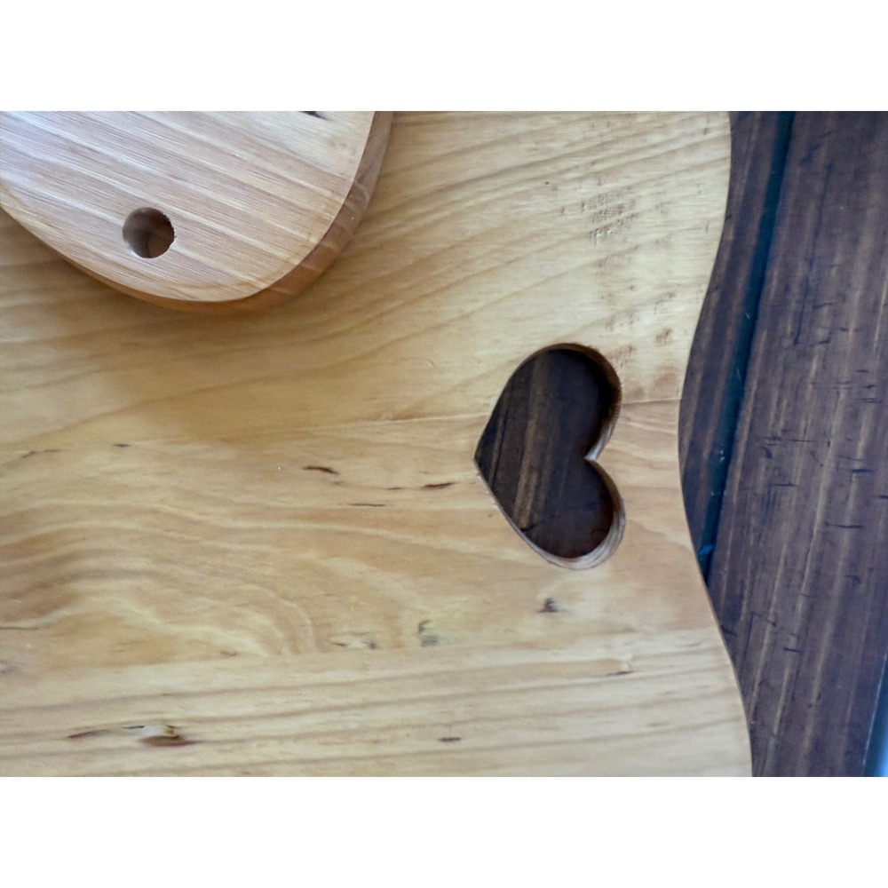 Vintage Wooden Picnic Organizer Heart Cutout New in Box - Picture 4 of 9